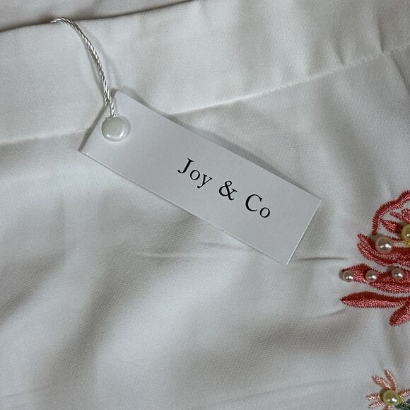 Joy & Co Embroidered Mini Skirt Women’s Size Large Floral Pattern White - Picture 12 of 15